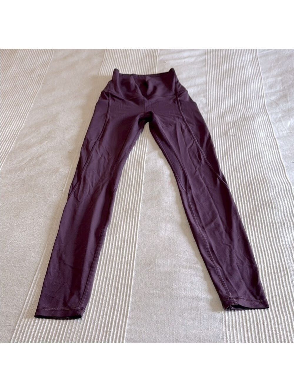 Lululemon Purple Align High-Rise Pant Pockets 28 Inch Size 2